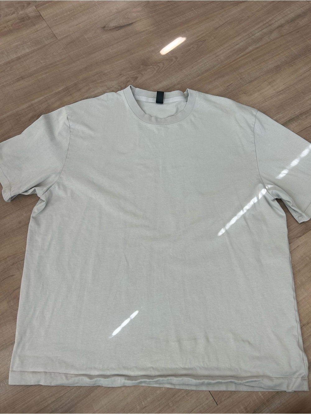 Lululemon Tee Light Gray